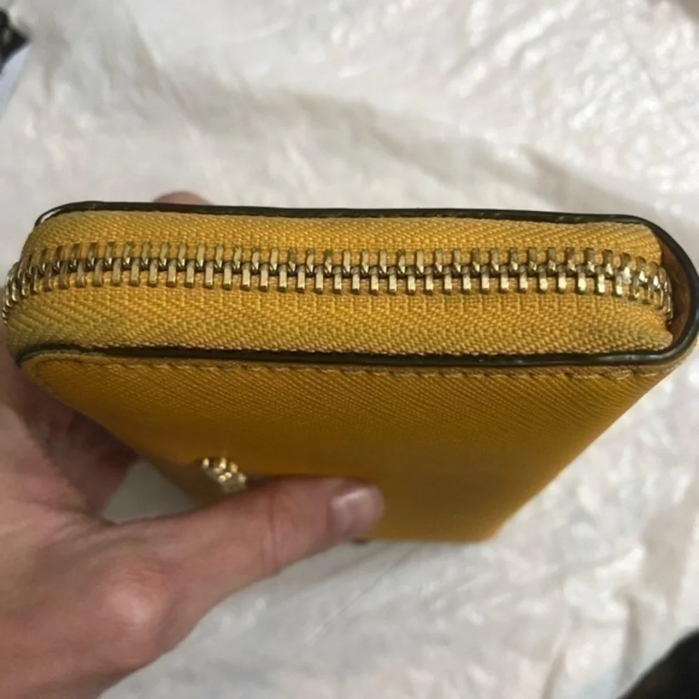 Michael kors yellow saffiano wallet